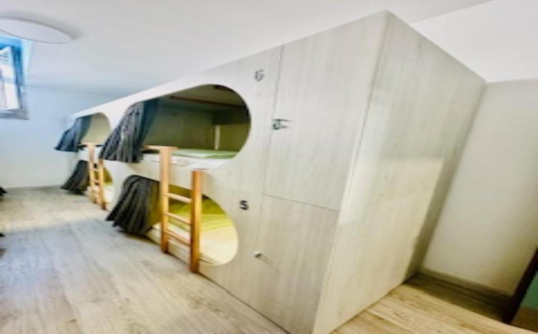 Fantasy Hostel Porto Eksteriør billede