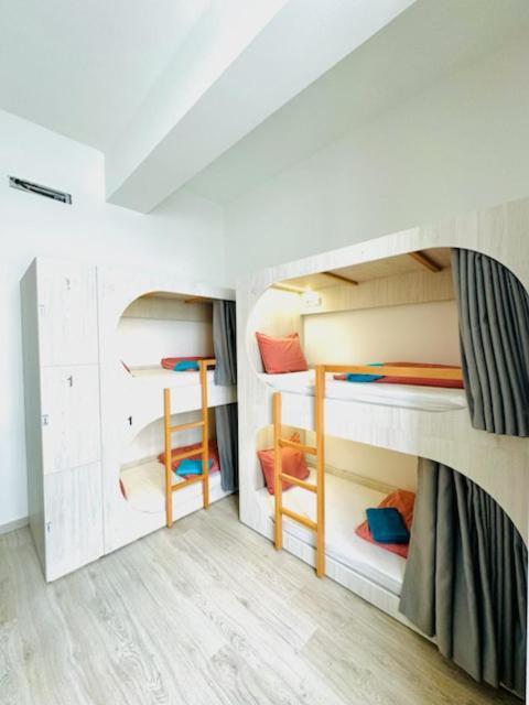 Fantasy Hostel Porto Eksteriør billede